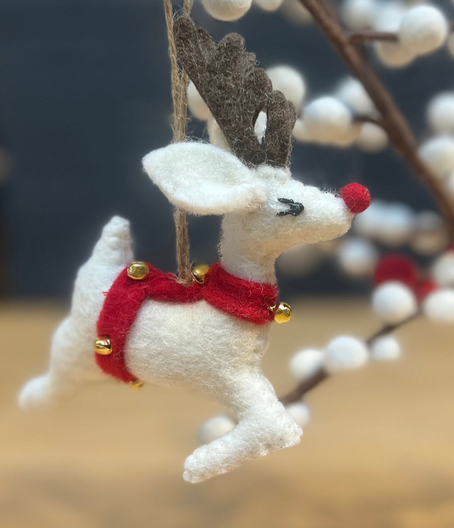 ethik felt || prancing reindeer