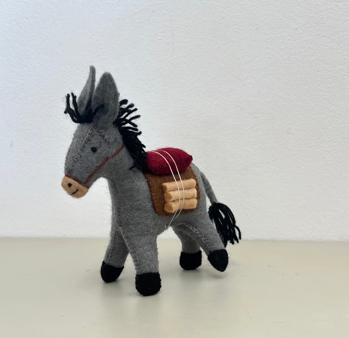 ethik felt || donkey toy