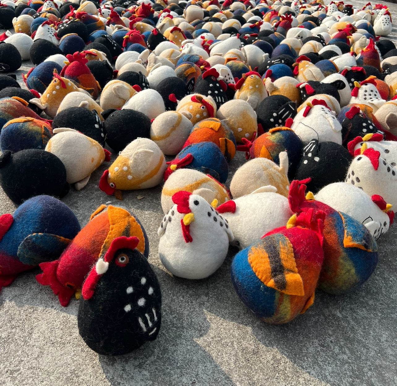 ethik felt || black chook