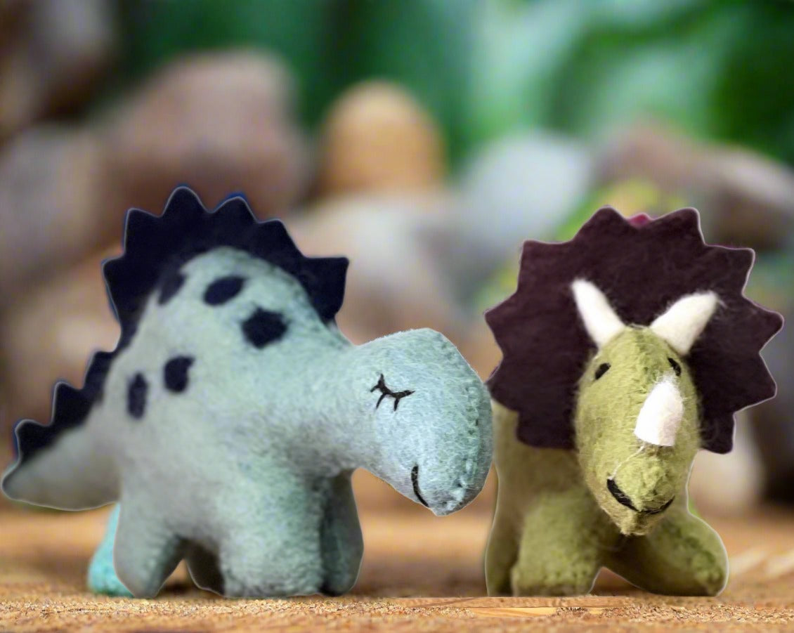 ethik felt || medium size dinosaur toys