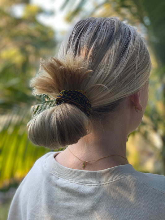 saree sisters || recycled saree scrunchies