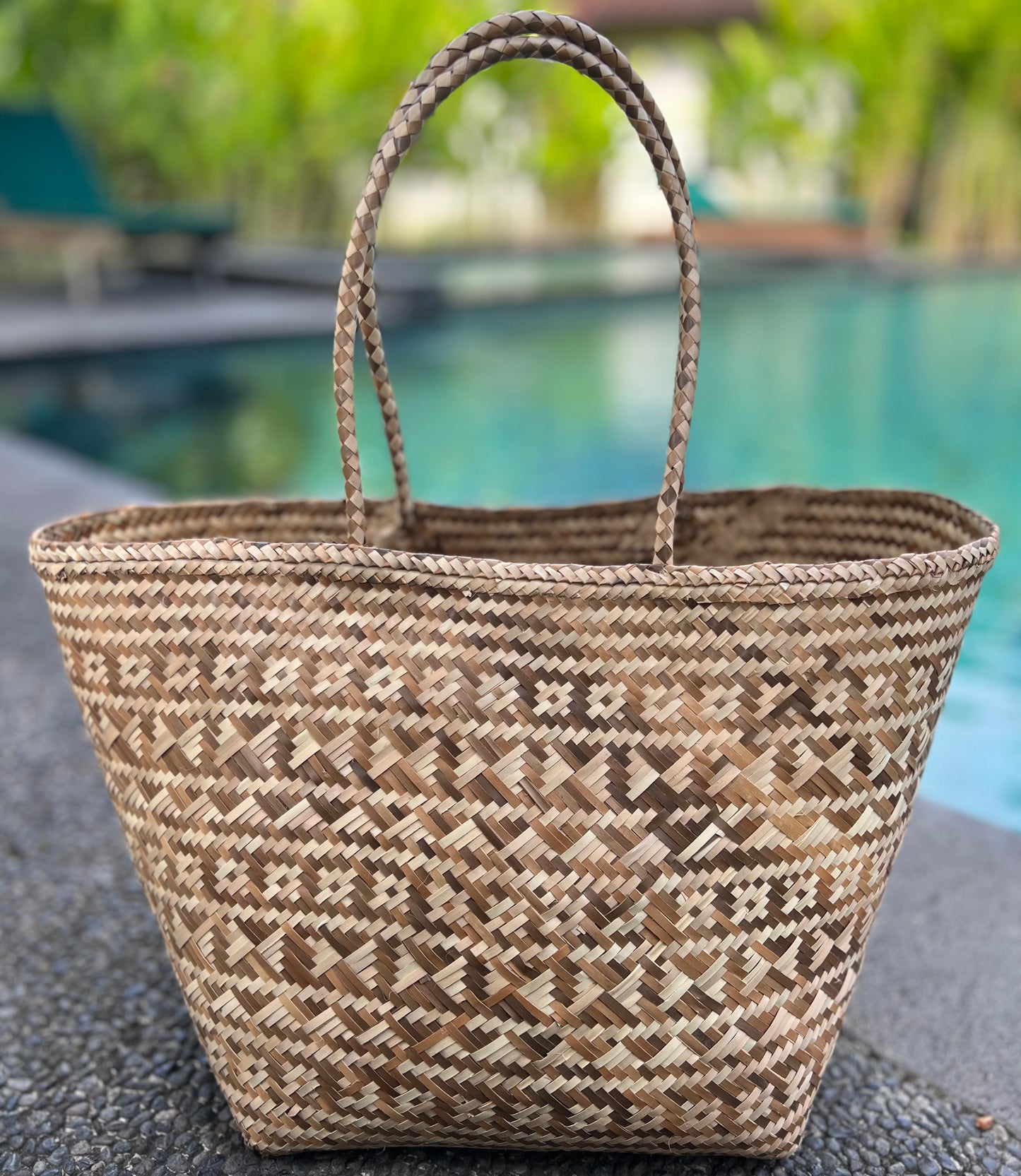 “Pandan leaf” beach basket