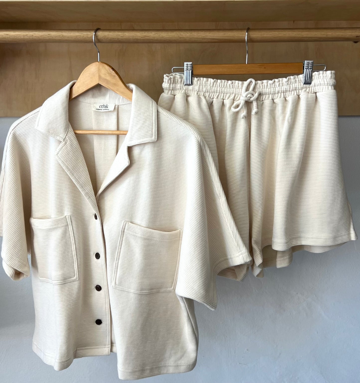 ethik organic cotton || comfy draw string shorts