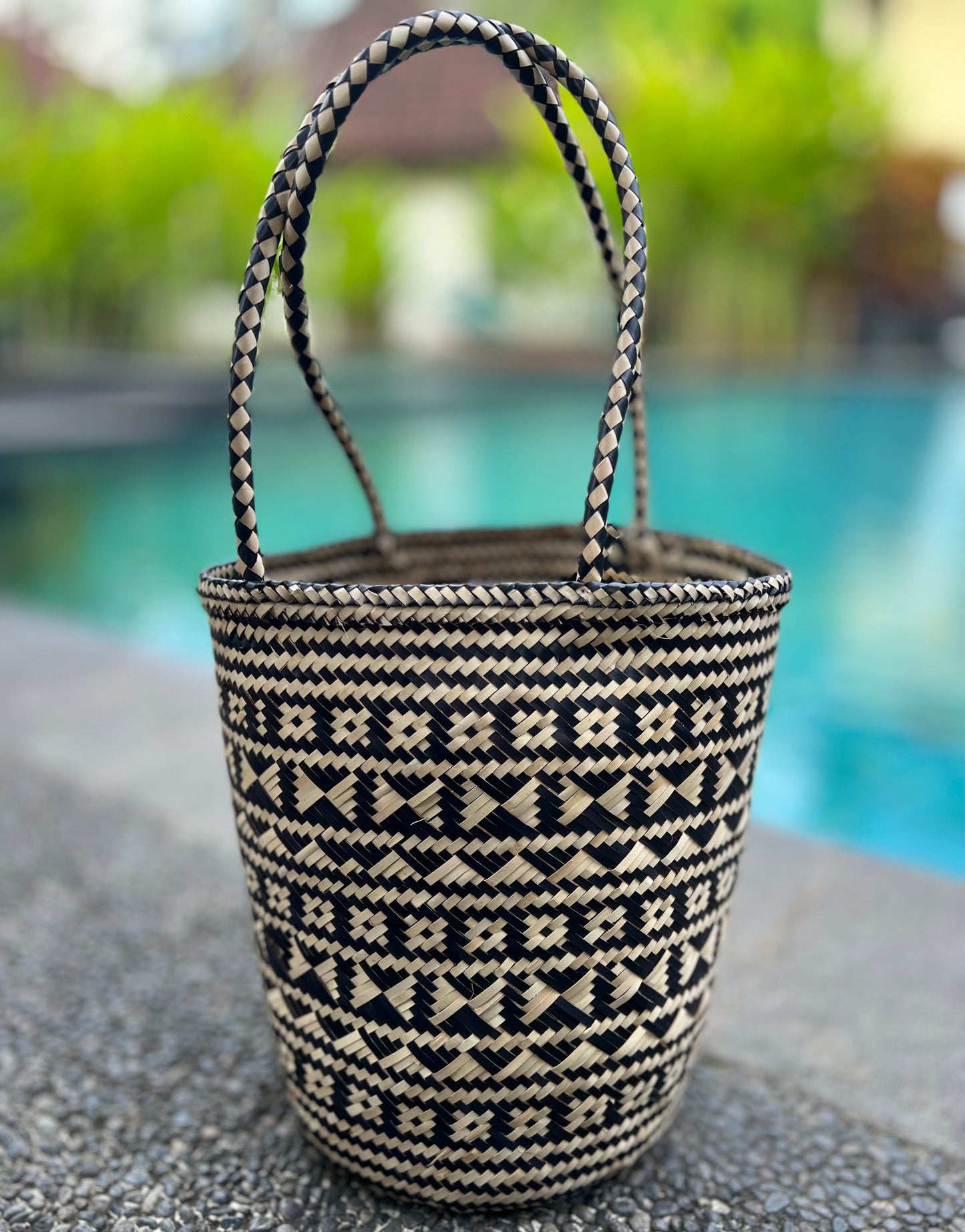 “Pandan leaf” beach basket