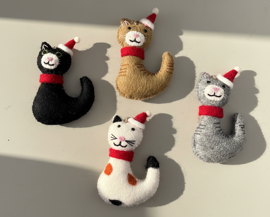 ethik felt || cat xmas decoration