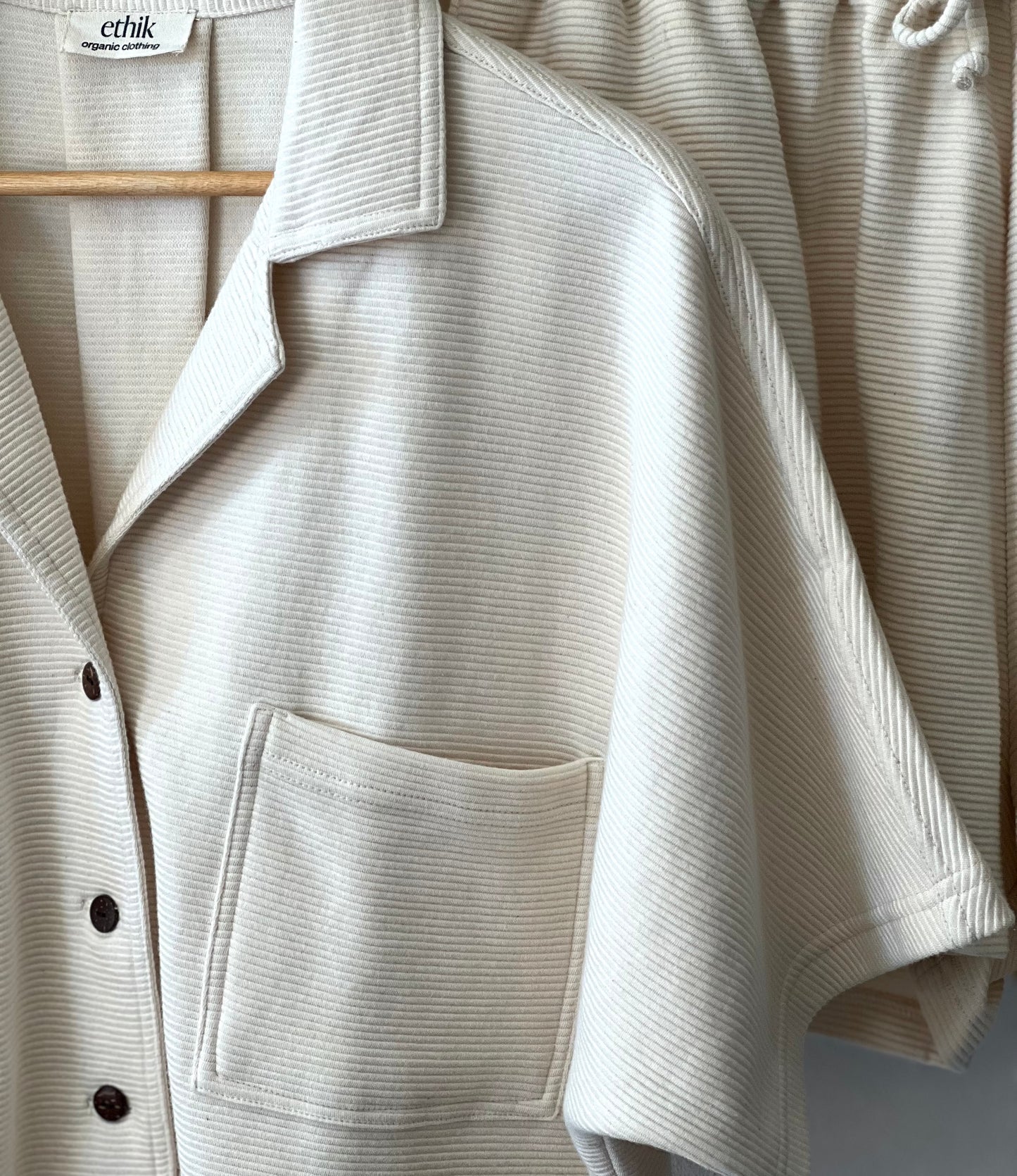 ethik organic cotton || BOXY free size button up top