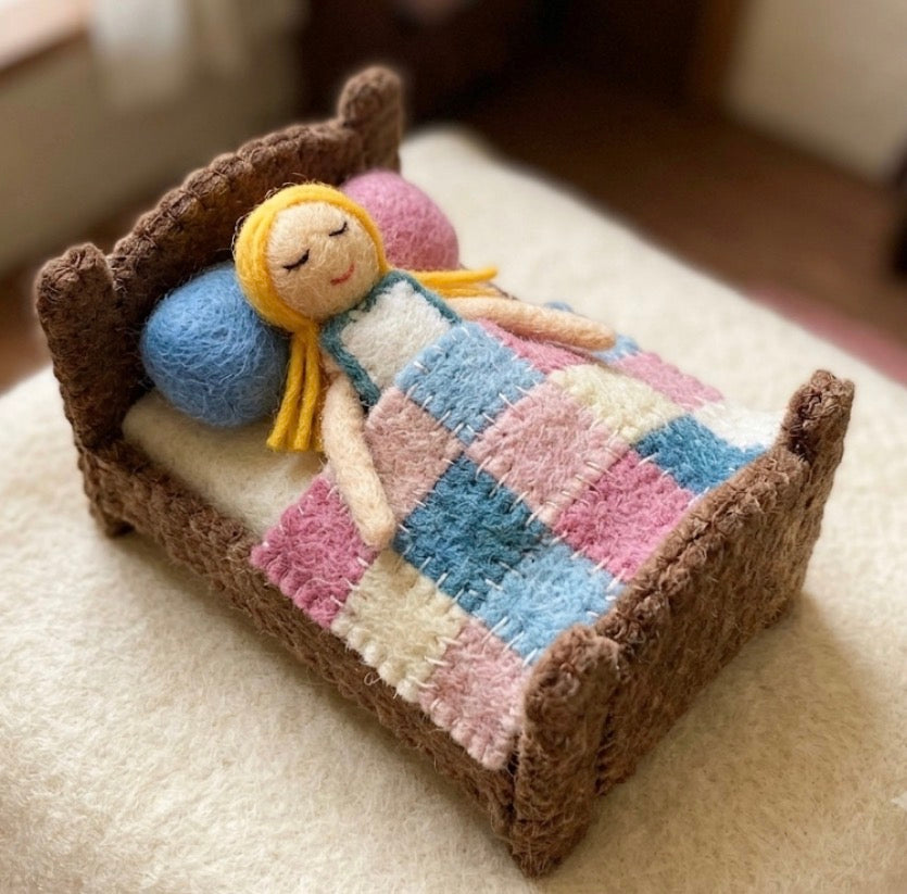 ethik felt || goldilocks and the 3 bears finger puppet set
