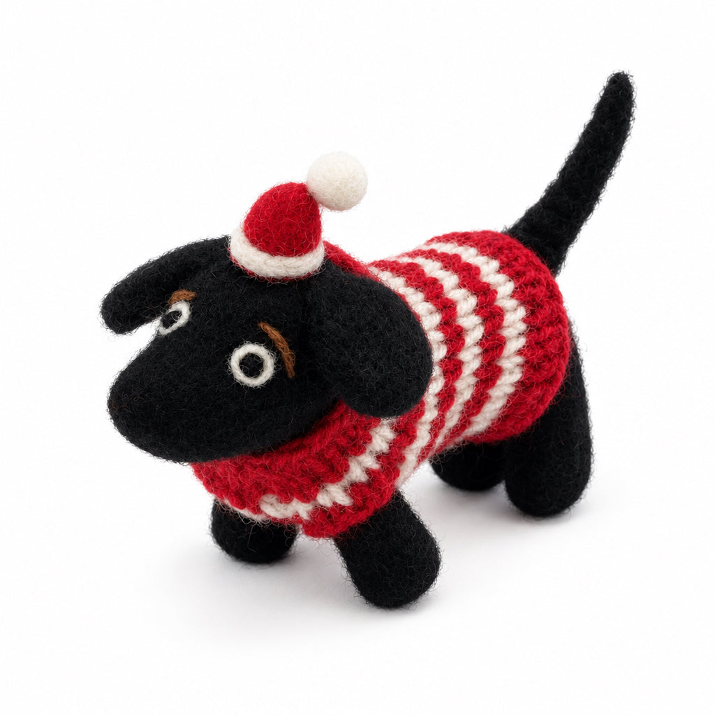 ethik felt || sausage dog with knitted jumper
