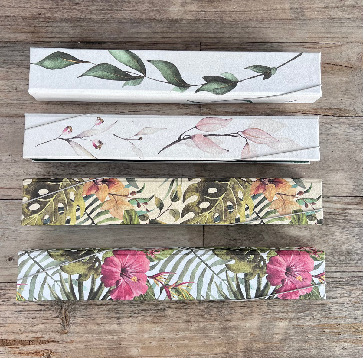 Saraswati paper incense box || 30 sticks || ceramic holder