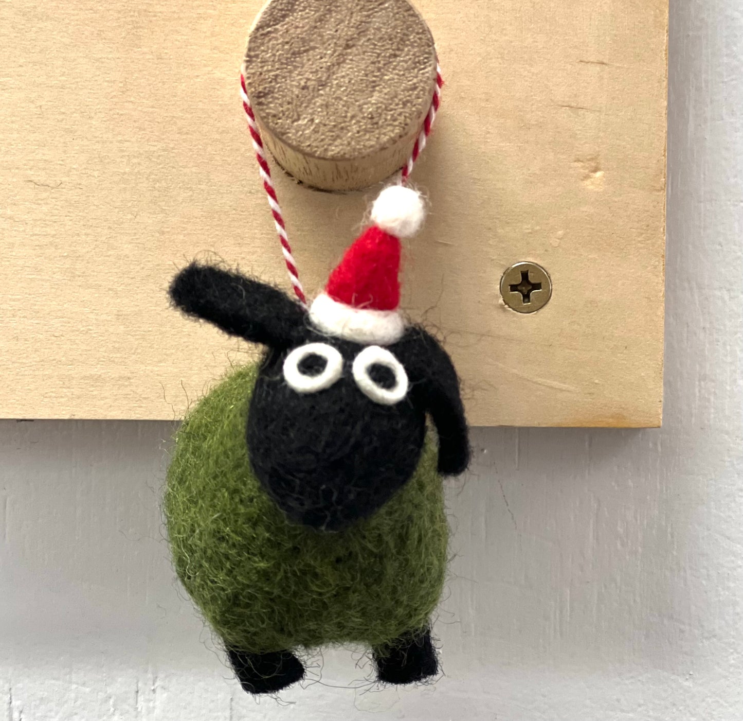 ethik felt || xmas black face sheep decoration