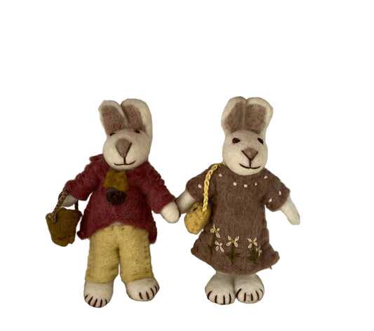 ethik felt || rabbit with felted outfit