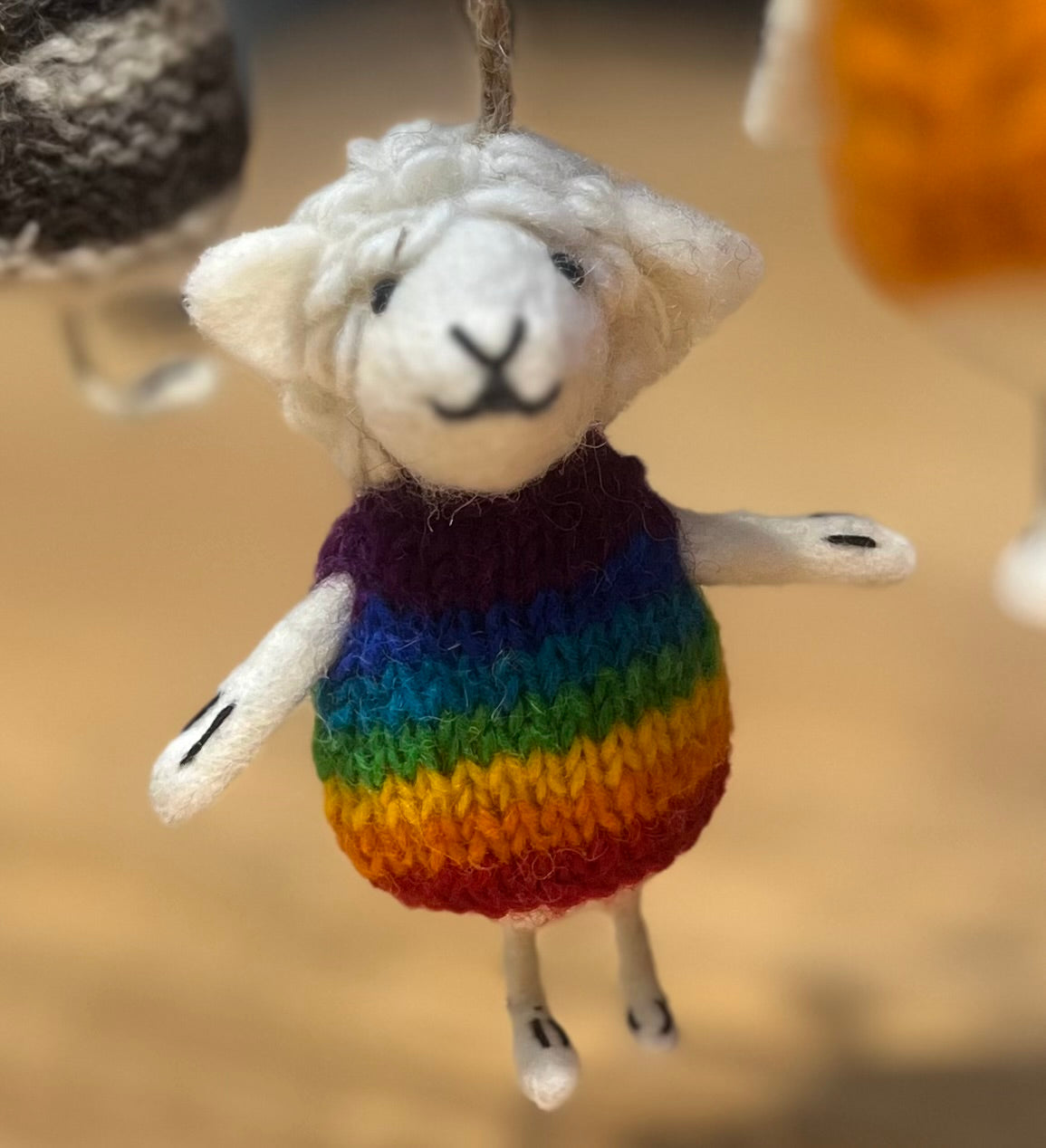 ethik felt || sheep with knitted jacket decoration