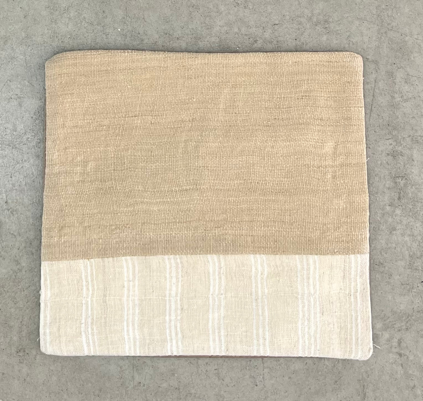 ethik cushion || up cycled Turkish carpet