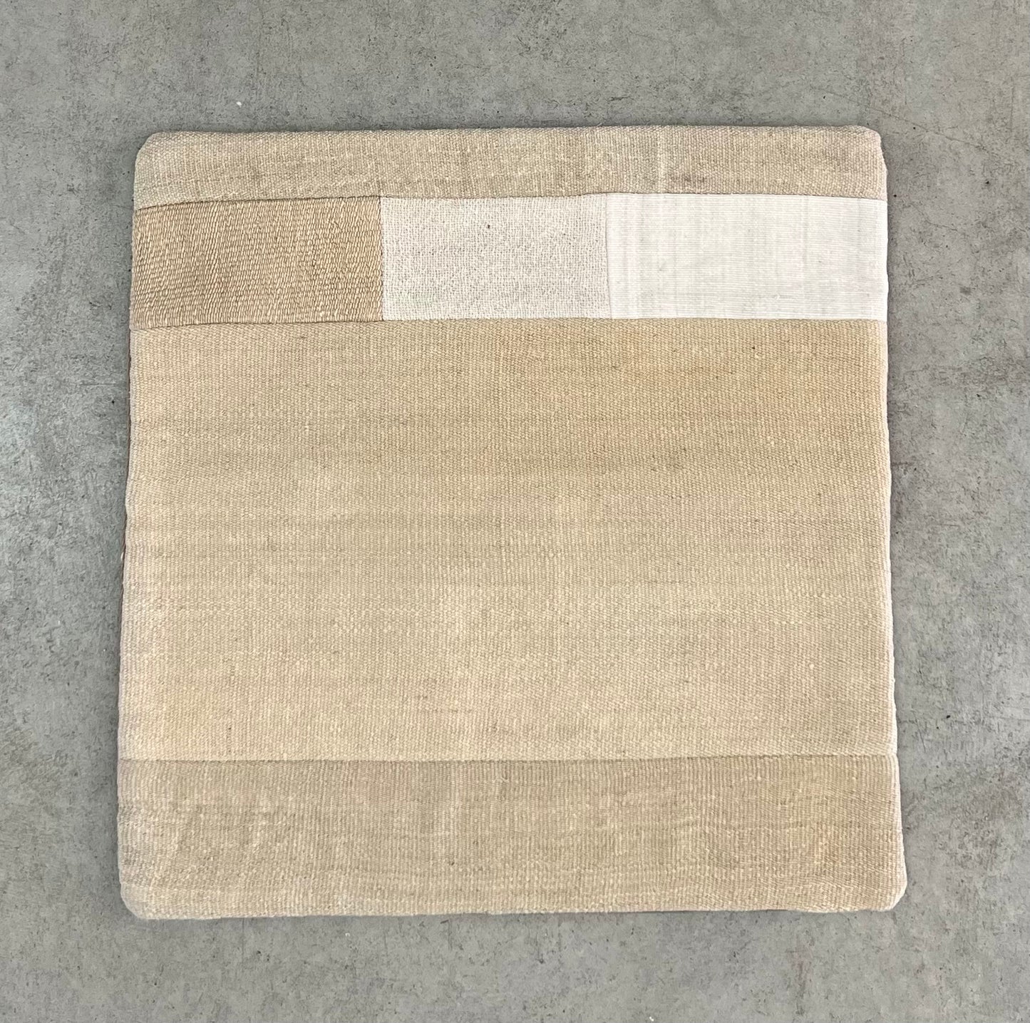 ethik cushion || up cycled Turkish carpet