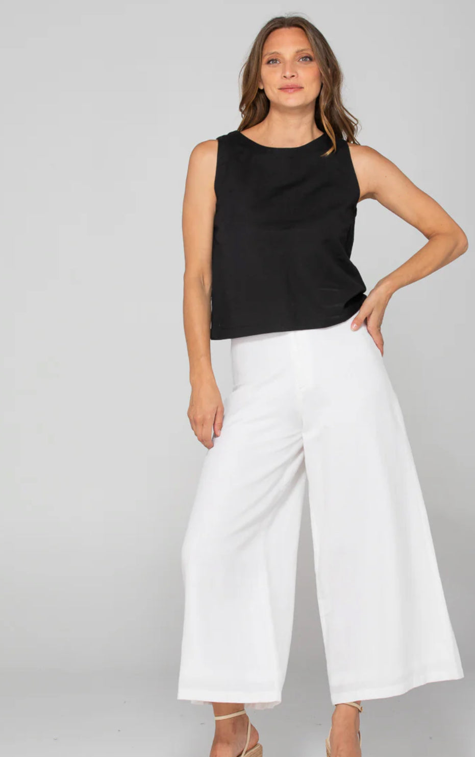 boomshankar || rose linen top || black