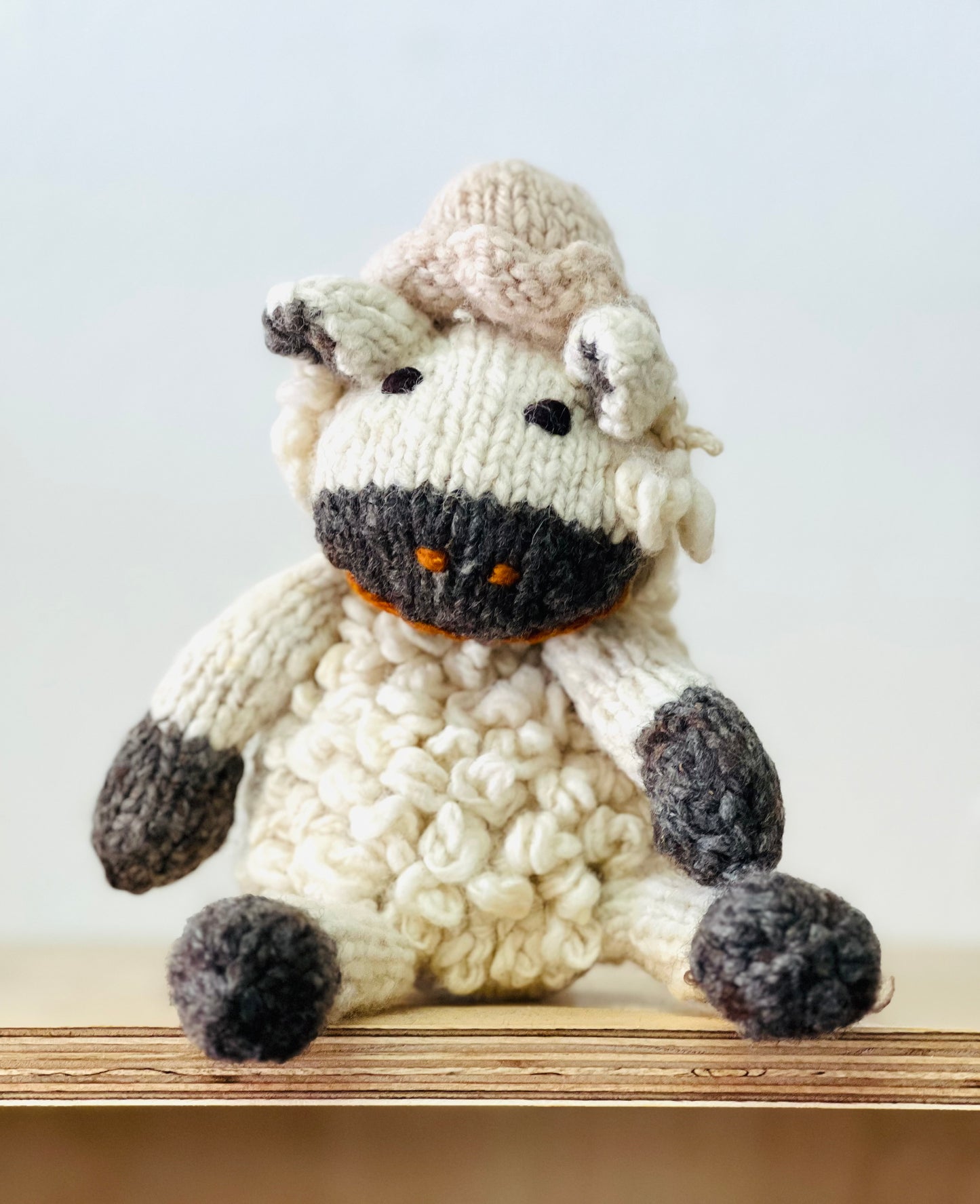 kenana knitters || shamba sheep