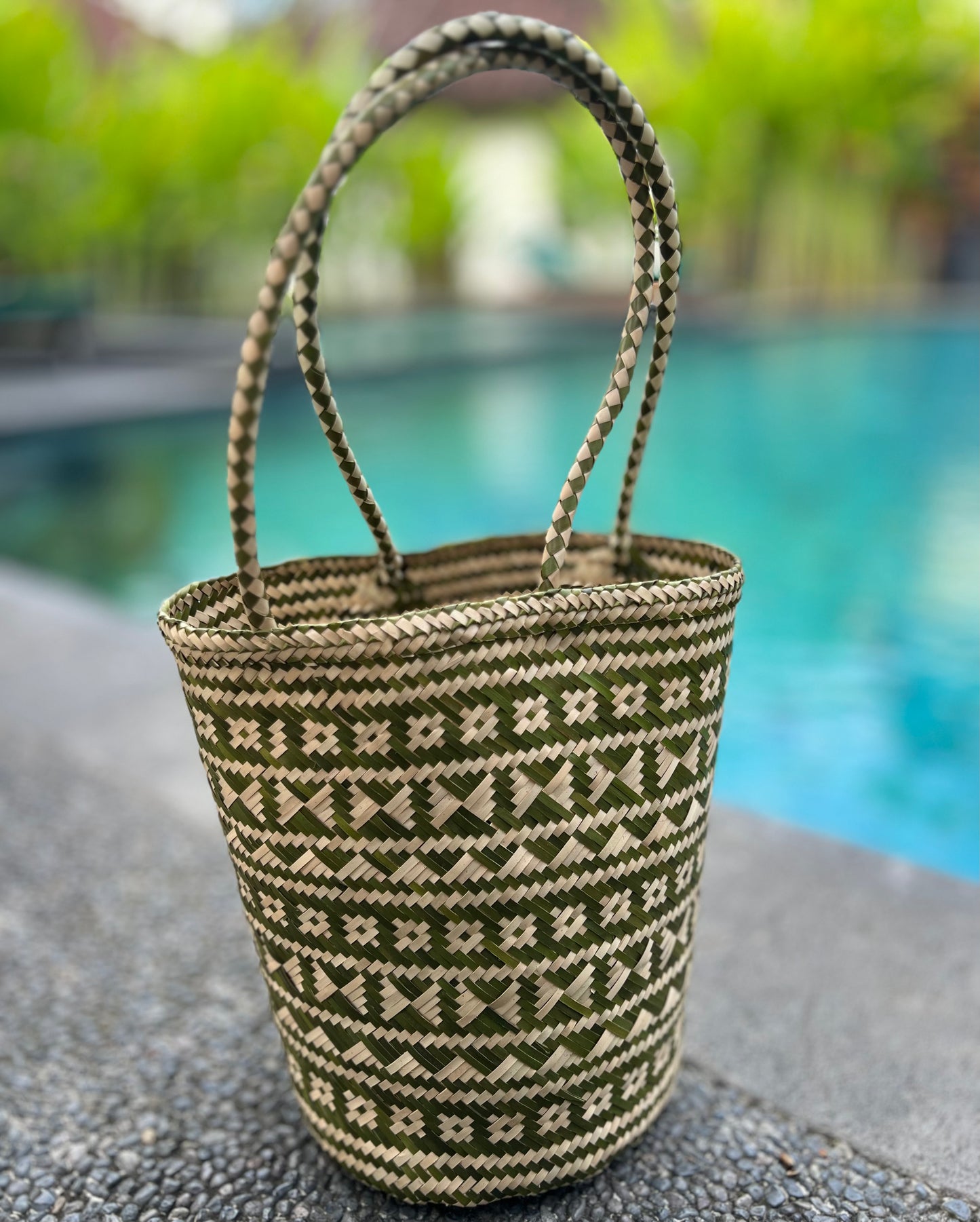 “Pandan leaf” beach basket