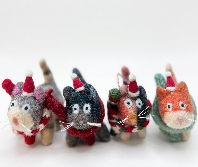 ethik felt || tiny cute cats (Copy)