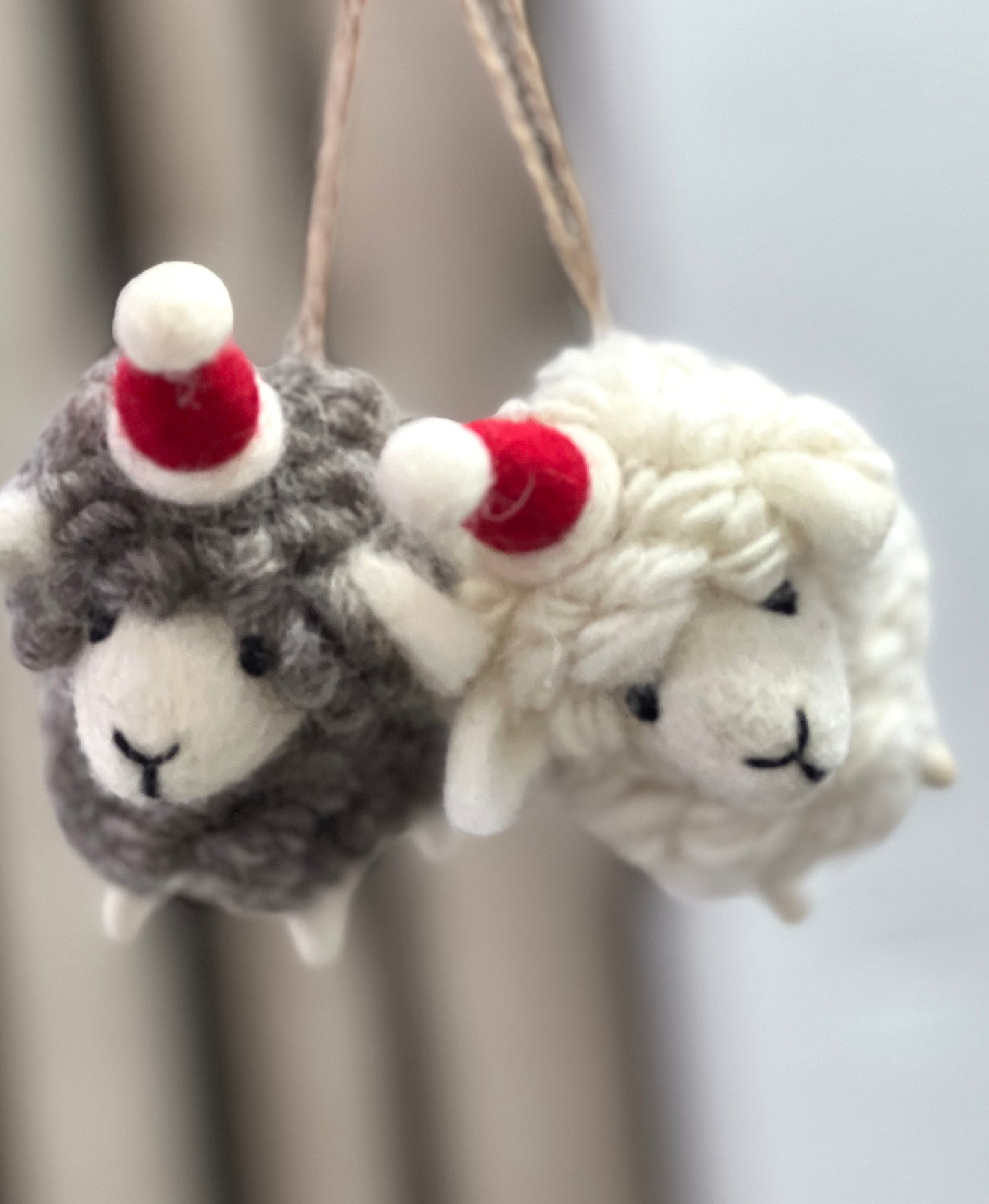 ethik felt || thick loop xmas sheep decoration