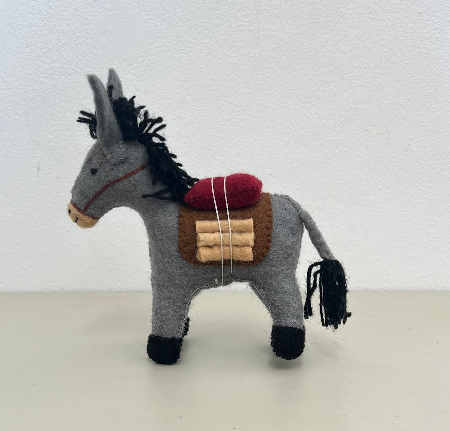 ethik felt || donkey toy