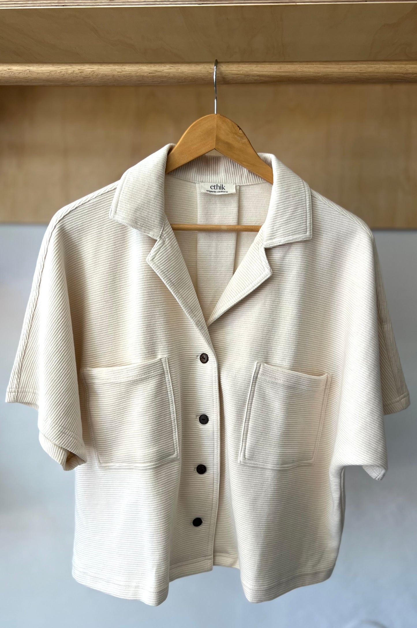 ethik organic cotton || BOXY free size button up top