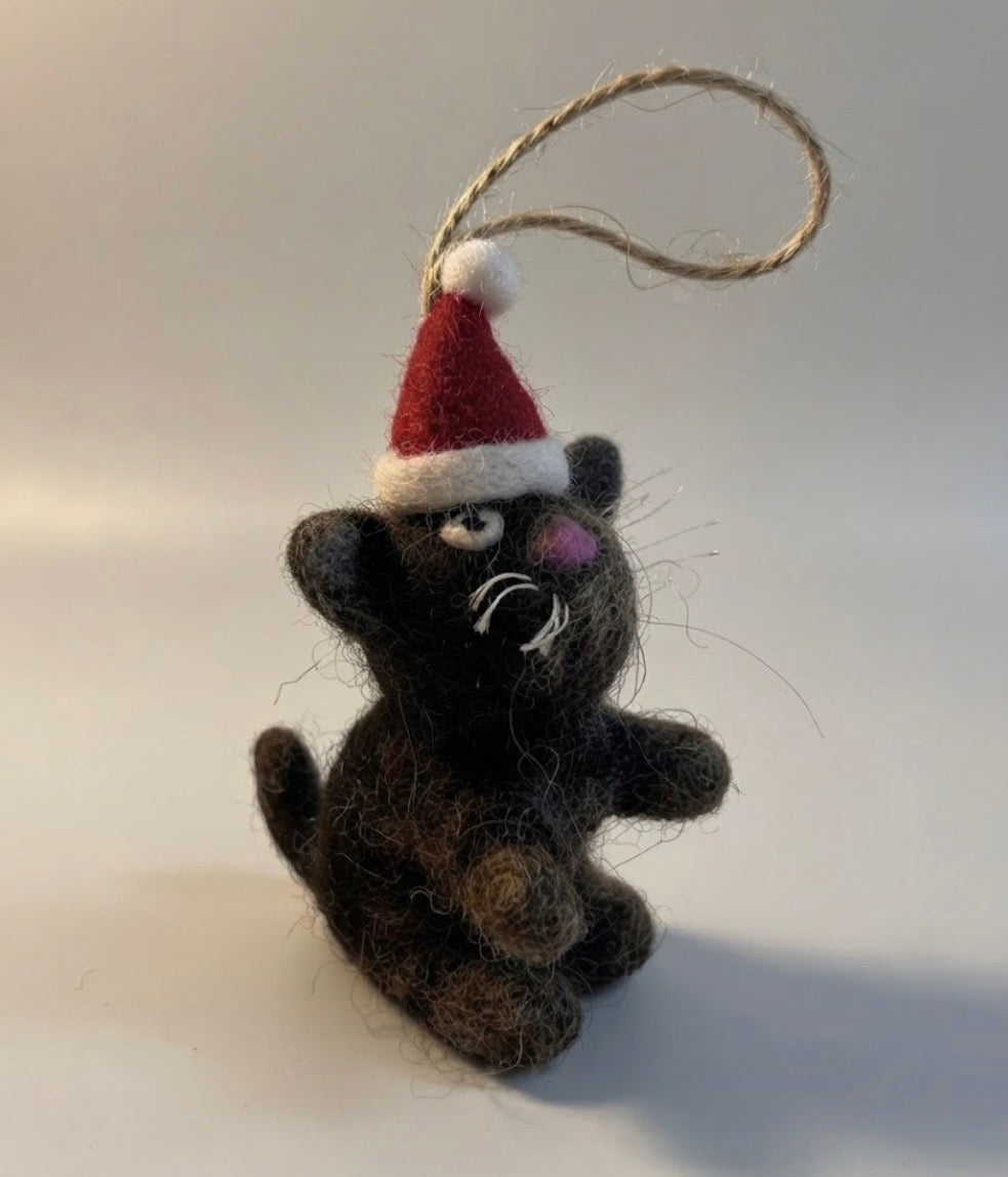 ethik felt || tiny cute cats