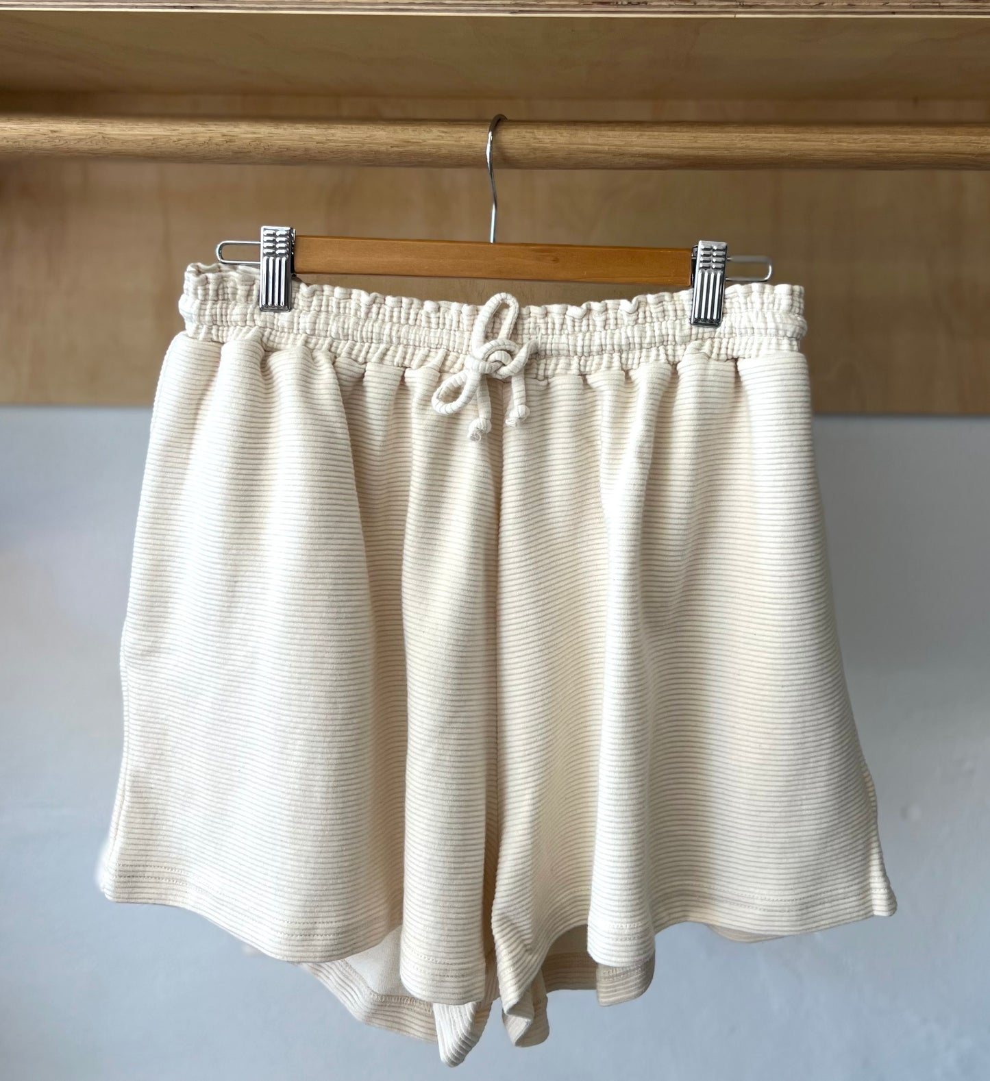 ethik organic cotton || comfy draw string shorts