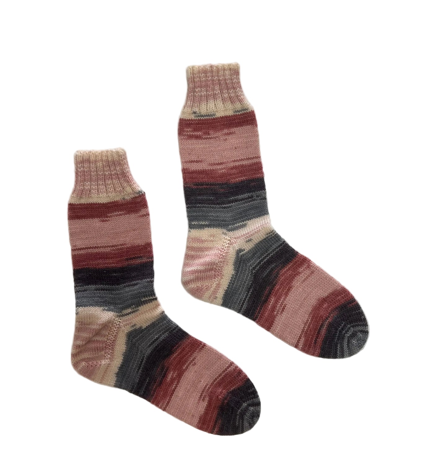Nahil women’s co-op || hand-knitted socks