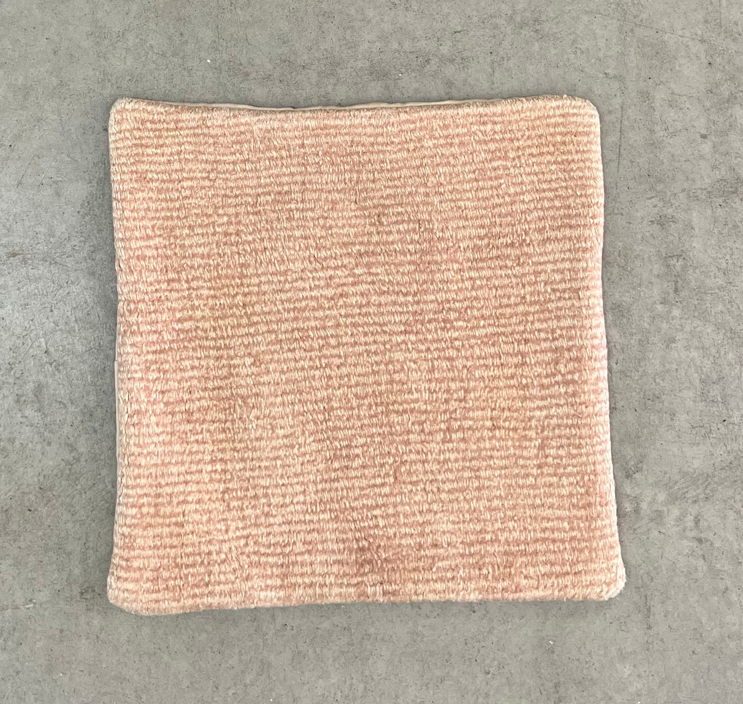 ethik cushion || up cycled Turkish carpet