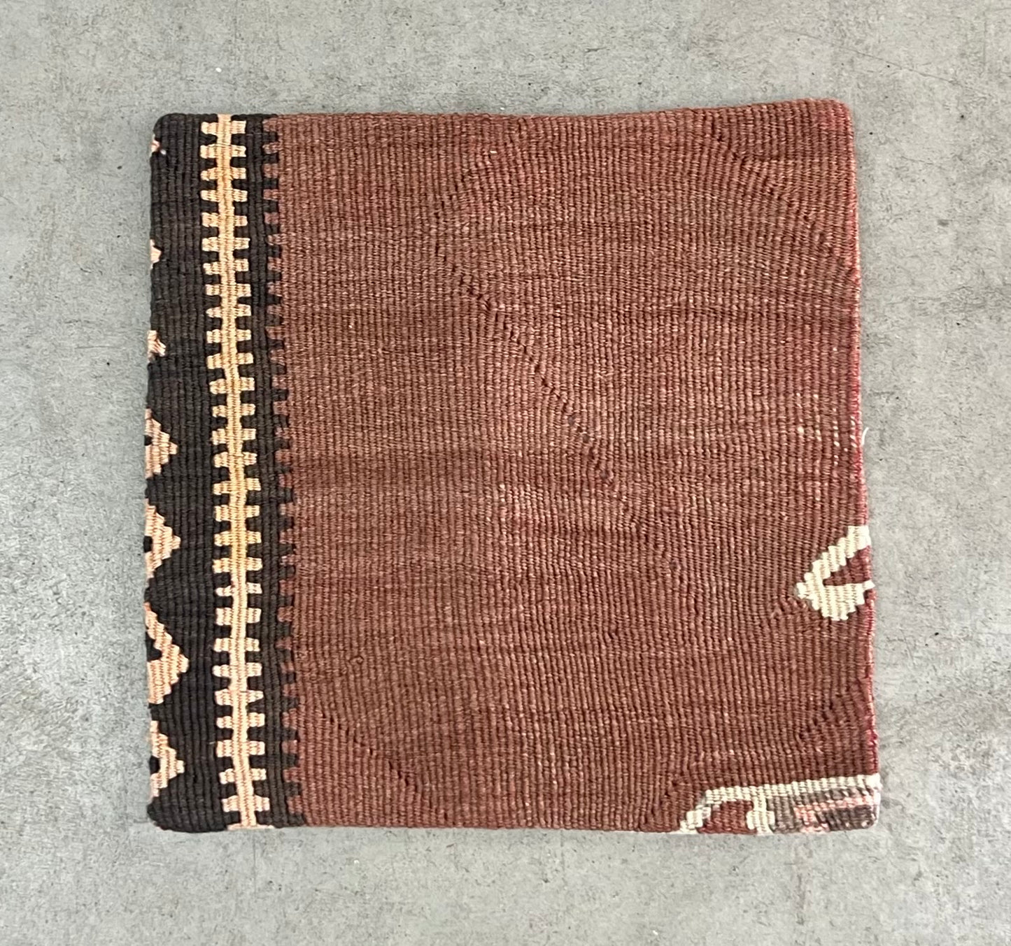 ethik cushion || up cycled Turkish carpet