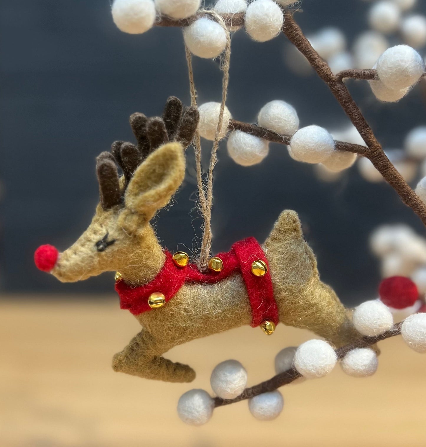 ethik felt || prancing reindeer