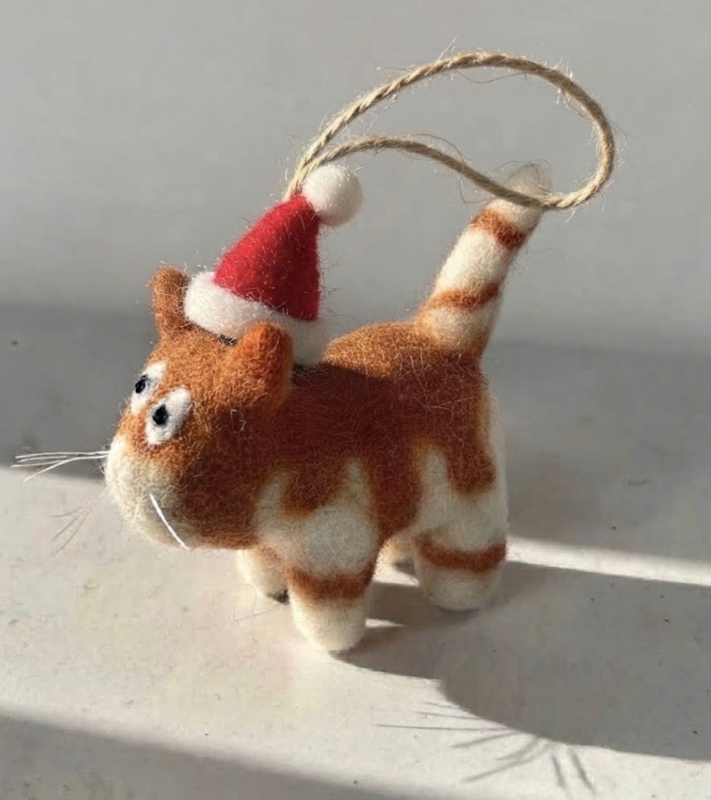 ethik felt || tiny cute cats