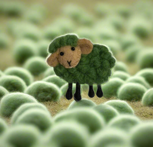 ethik felt ||sheep brooch