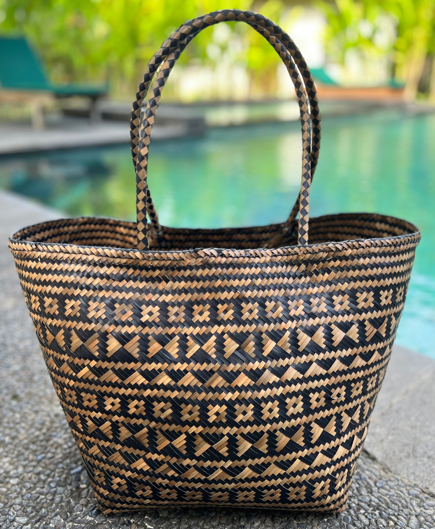 “Pandan leaf” beach basket