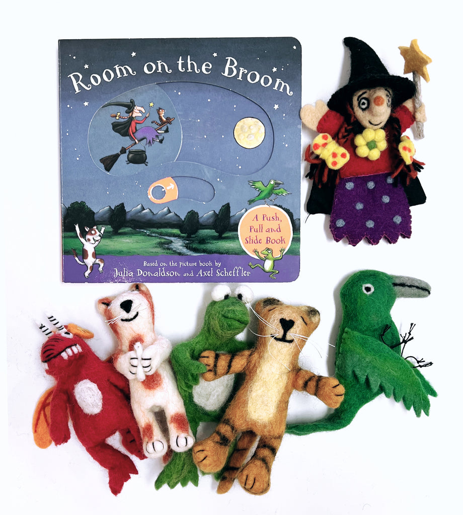 Brom Puppet 3 dimensional “room on a broom” finger-puppet set – Ethik