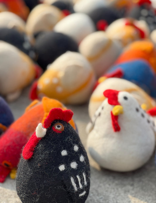 ethik felt || black chook