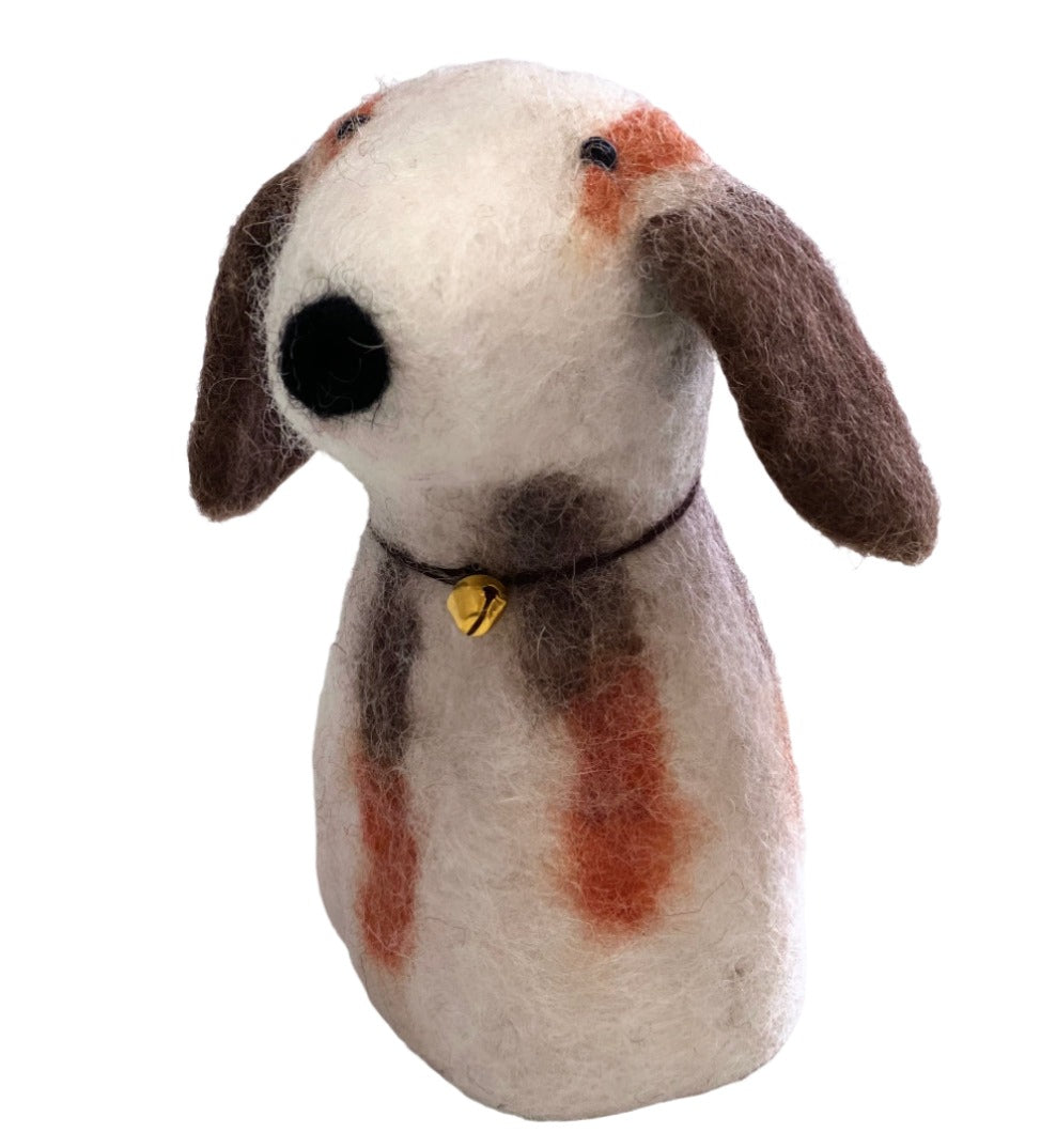 ethik felt || standing dog