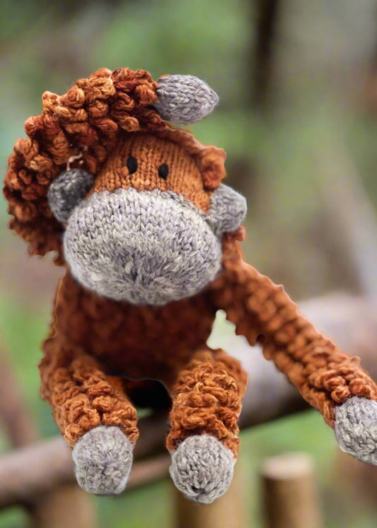 Kenana Knitters || orangutan