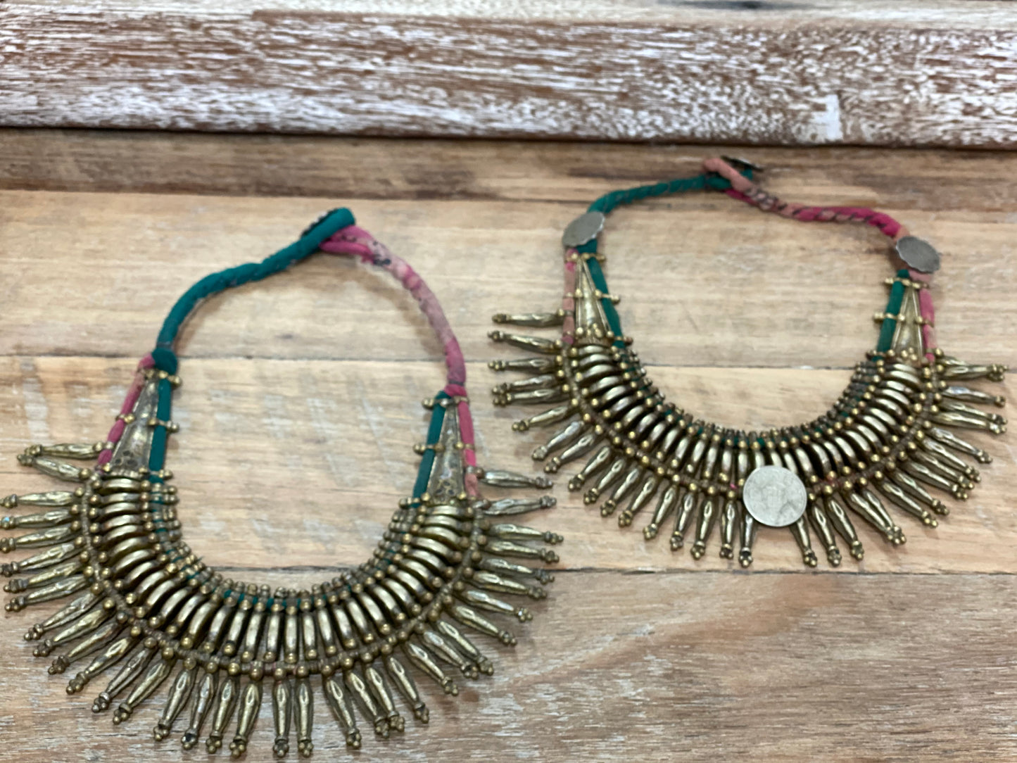 “Tharu” spike necklace